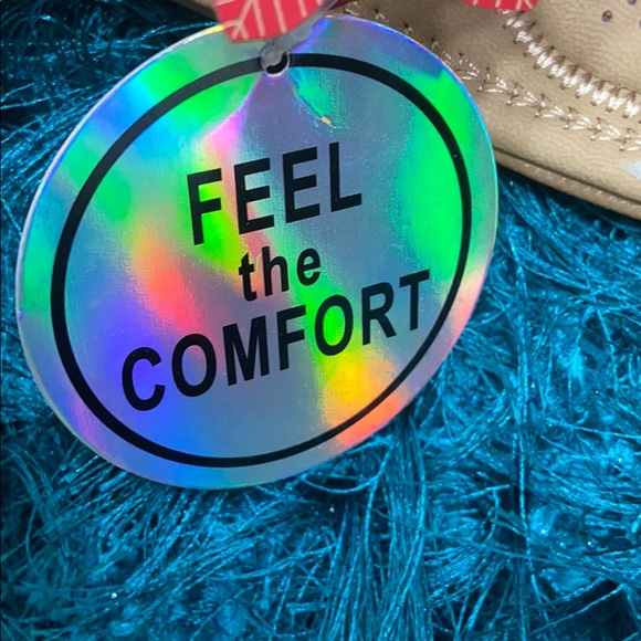 Sandals - Picture 4 of 5